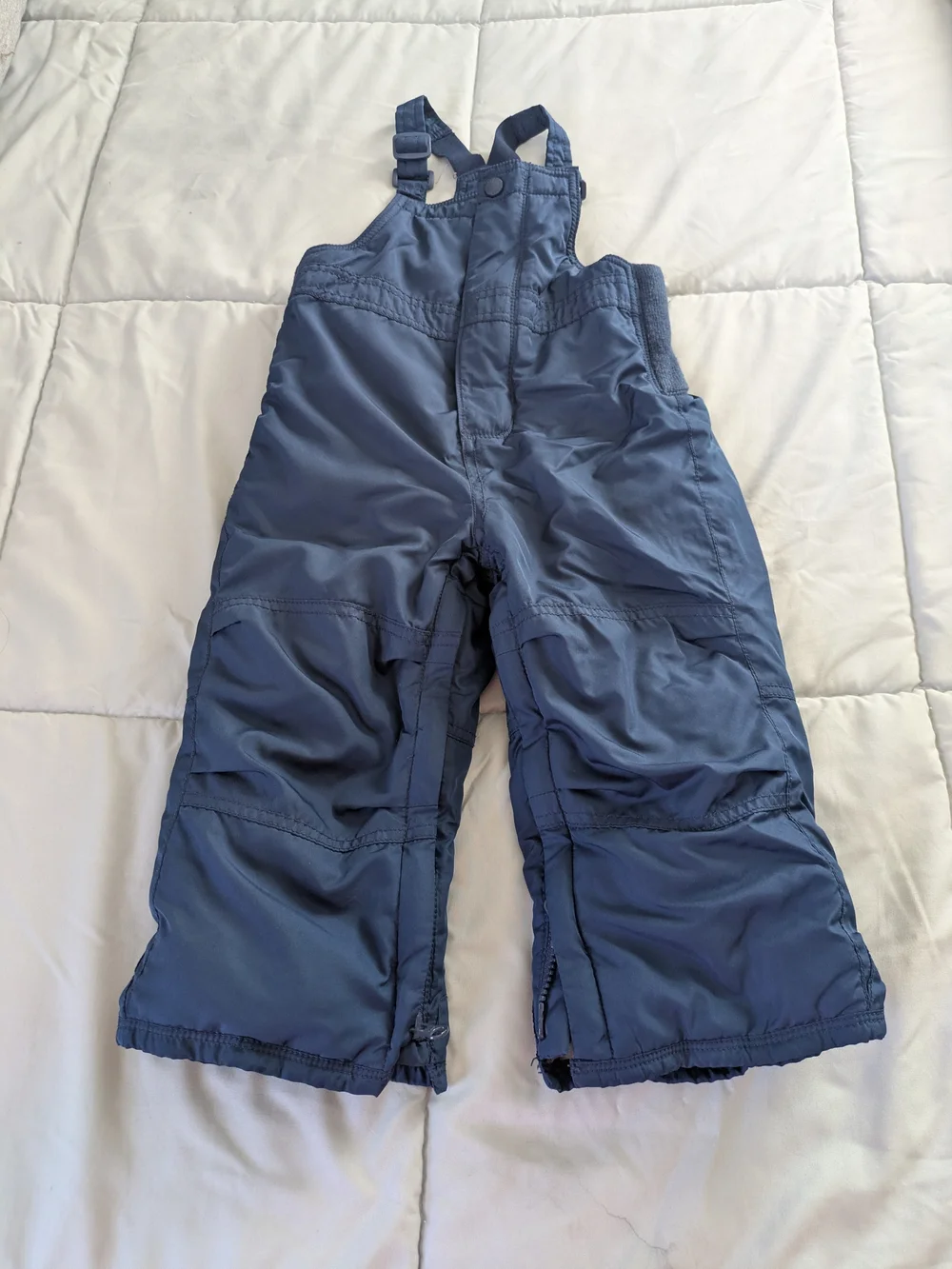 GAP durable navy